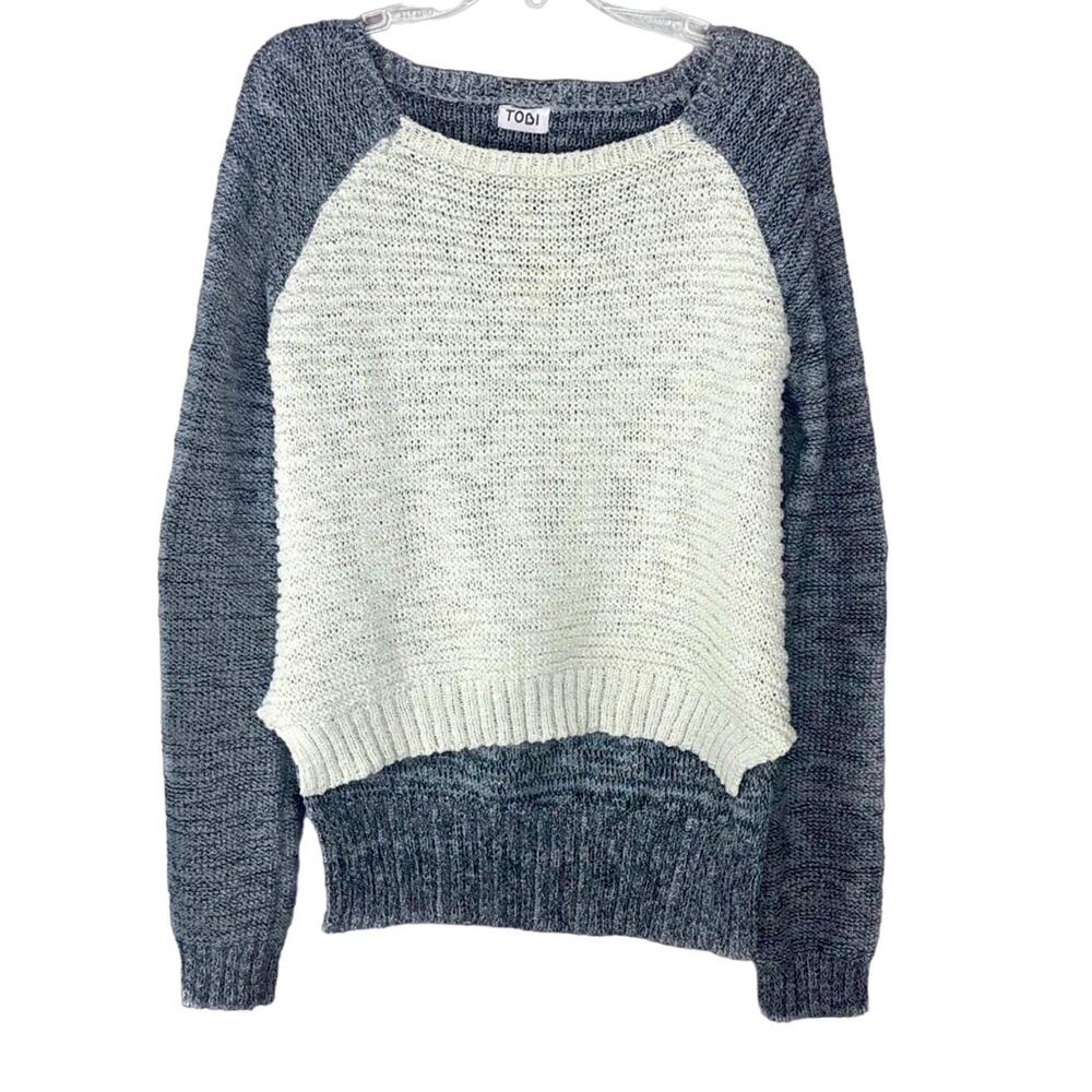 TOBI Gray & White Classic Knit Crewneck High Low Sweater Small Preppy Cozycore